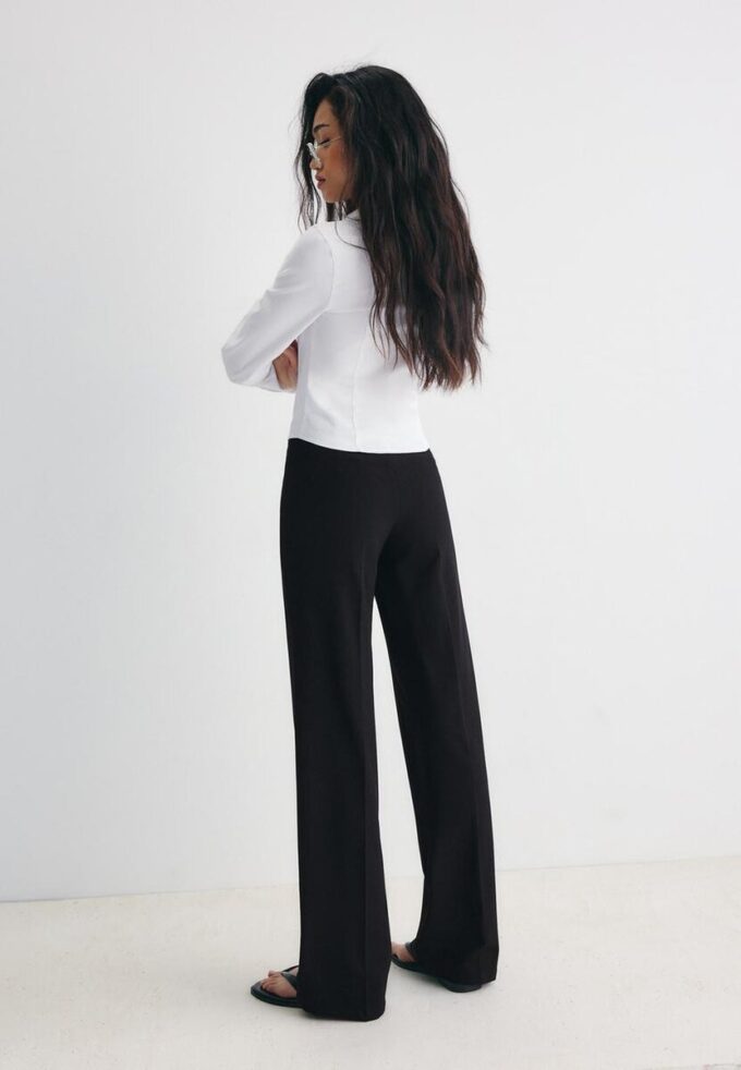 Weit geschnittene Hose Weit geschnittene Hose