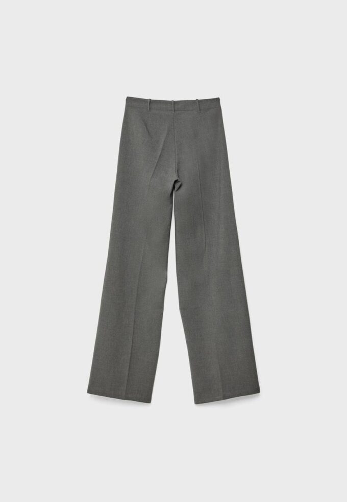 Weit geschnittene Hose