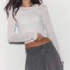 Weit geschnittene, taillierte Hose mit Abnähern Weit geschnittene, taillierte Hose mit Abnähern