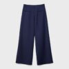Weit geschnittene, taillierte Hose mit Abnähern Weit geschnittene, taillierte Hose mit Abnähern