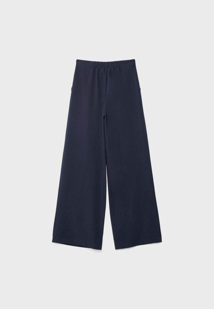 Wide Leg Hosen mit Schnallendetail Wide Leg Hosen mit Schnallendetail